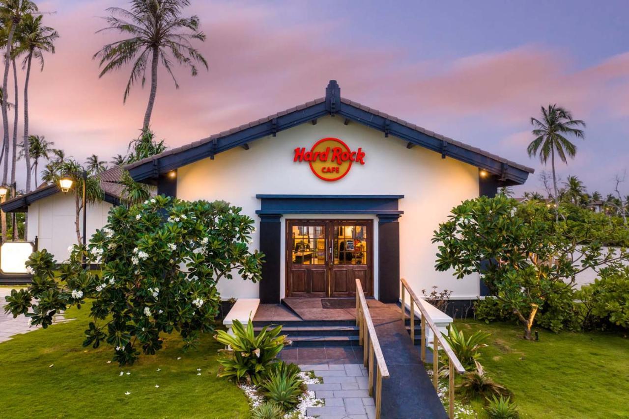 马尔代夫硬石酒店 Emboodhoo Lagoon 外观 照片 Hard Rock Cafe, Kandy