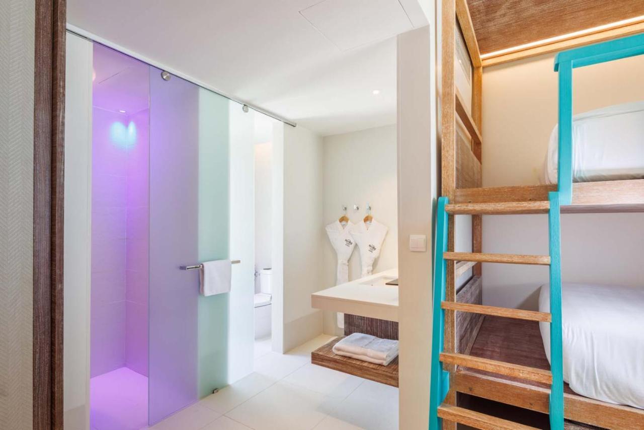 马尔代夫硬石酒店 Emboodhoo Lagoon 外观 照片 A room at the hotel
